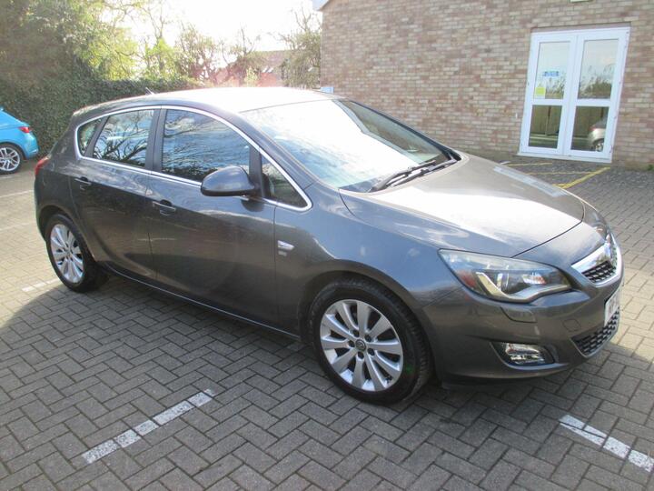 Vauxhall Astra 1.7 CDTi SE Euro 5 5dr
