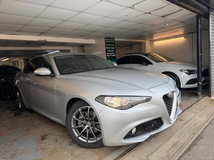 Alfa Romeo Giulia 2.2 TD Tecnica Auto Euro 6 (s/s) 4dr