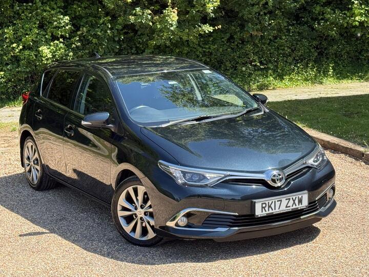 Toyota Auris 1.2 VVT-i Excel Euro 6 (s/s) 5dr (Safety Sense)