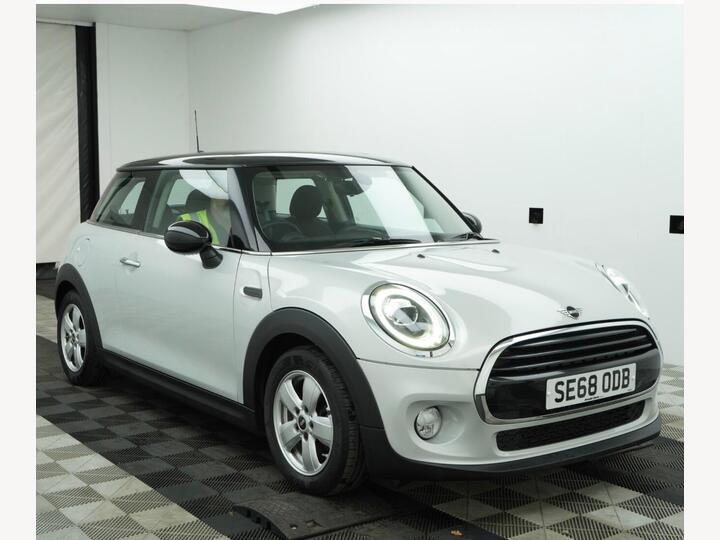 MINI Hatch 1.5 Cooper Classic Euro 6 (s/s) 3dr