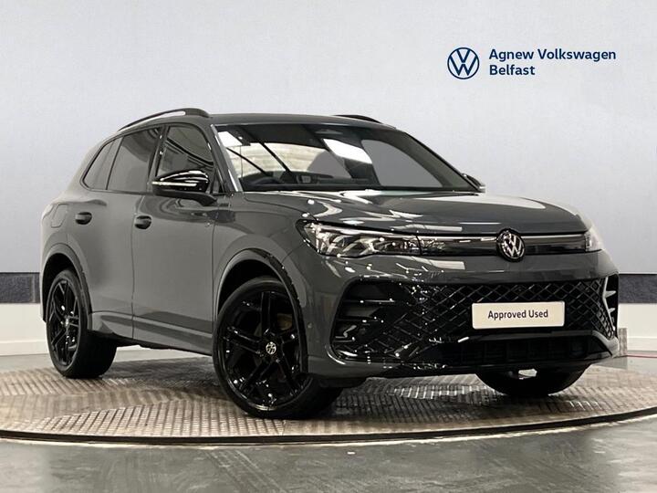 Volkswagen Tiguan 2.0 TDI R-Line DSG Euro 6 (s/s) 5dr Volkswagen Tiguan 2.0 TDI R-Line DSG Euro 6 (s/s) 5dr