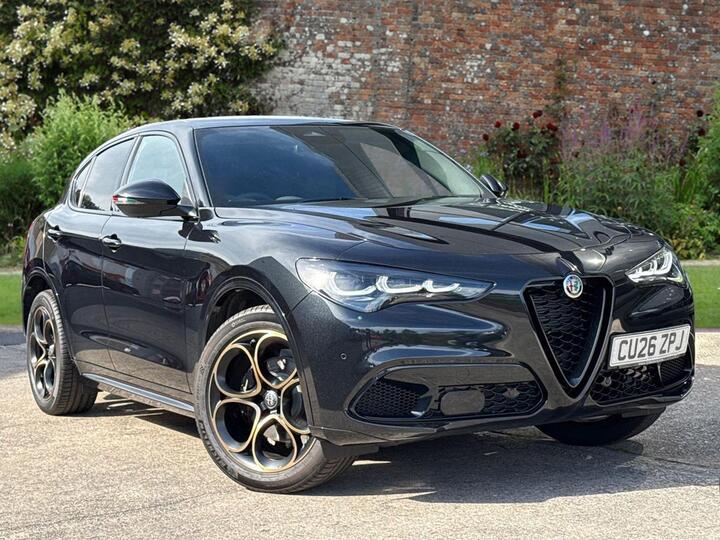 Alfa Romeo STELVIO 2.0T Intensa Auto Q4 AWD Euro 6 (s/s) 5dr Alfa Romeo STELVIO 2.0T Intensa Auto Q4 AWD Euro 6 (s/s) 5dr