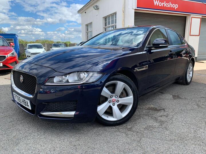 Jaguar XF 2.0d Portfolio Auto Euro 6 (s/s) 4dr