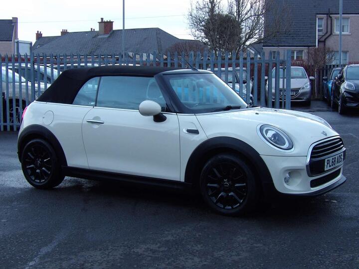 MINI CONVERTIBLE 1.5 Cooper Classic Euro 6 (s/s) 2dr