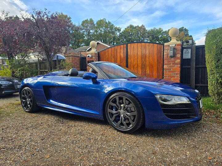Audi R8 5.2 FSI V10 Spyder Quattro Euro 5 2dr