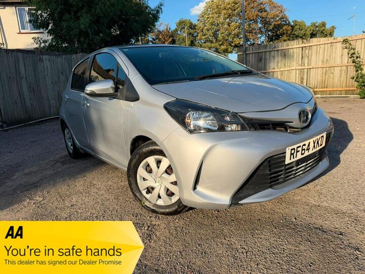 Toyota Yaris 1.33 Dual VVT-i Icon Hatchback 5dr Petrol Multidrive S Euro 5 Euro 5 (99 Ps)