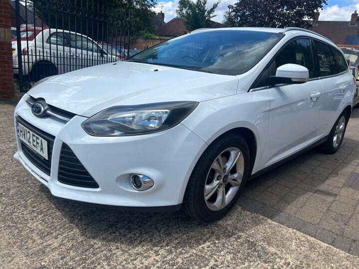 Ford Focus 1.6 TDCi Zetec Euro 5 (s/s) 5dr