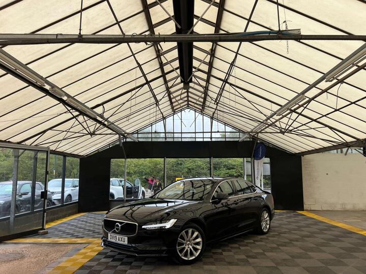 Volvo S90 2.0 T4 Momentum Plus Auto Euro 6 (s/s) 4dr