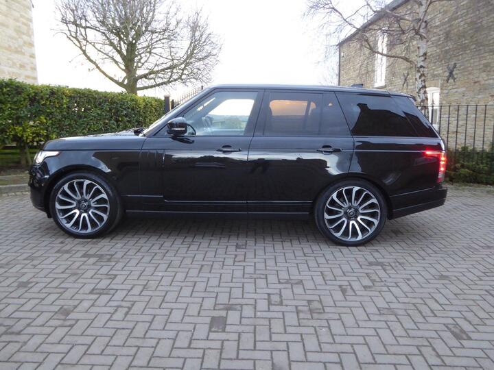 Land Rover Range Rover 3.0 TD V6 Vogue SE Auto 4WD Euro 6 (s/s) 5dr