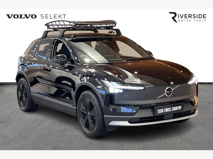 Volvo EX30 Cross Country Twin Performance 69kWh Ultra Auto AWD 5dr
