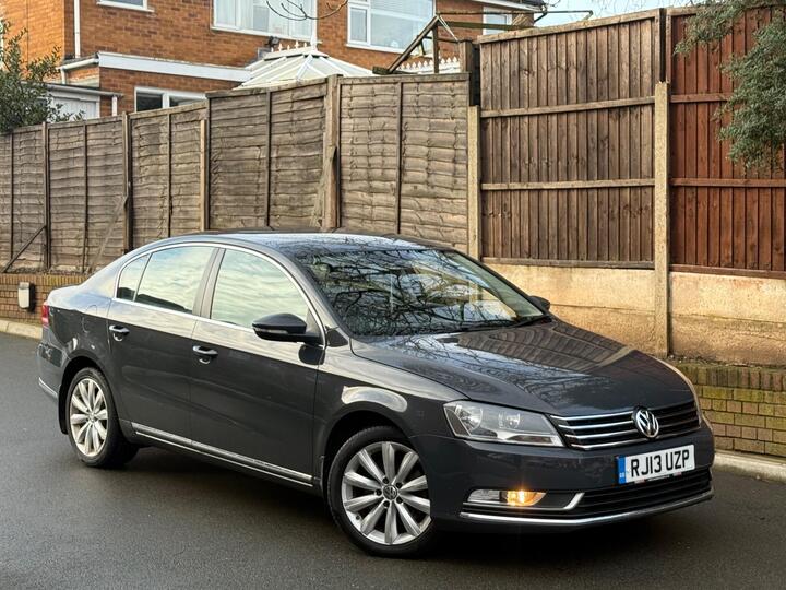 Volkswagen Passat 1.6 TDI BlueMotion Tech Highline Euro 5 (s/s) 4dr