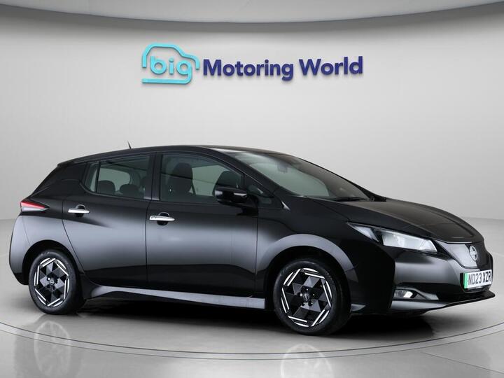 Nissan Leaf 39kWh Acenta Auto 5dr