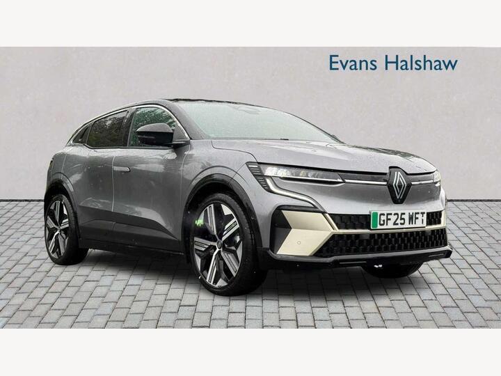 Renault MEGANE E-TECH HATCHBACK Comfort Range 60kWh Iconic Auto 5dr Renault MEGANE E-TECH HATCHBACK Comfort Range 60kWh Iconic Auto 5dr