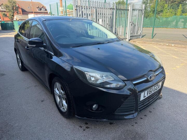 Ford Focus 1.6 Zetec Powershift Euro 5 5dr