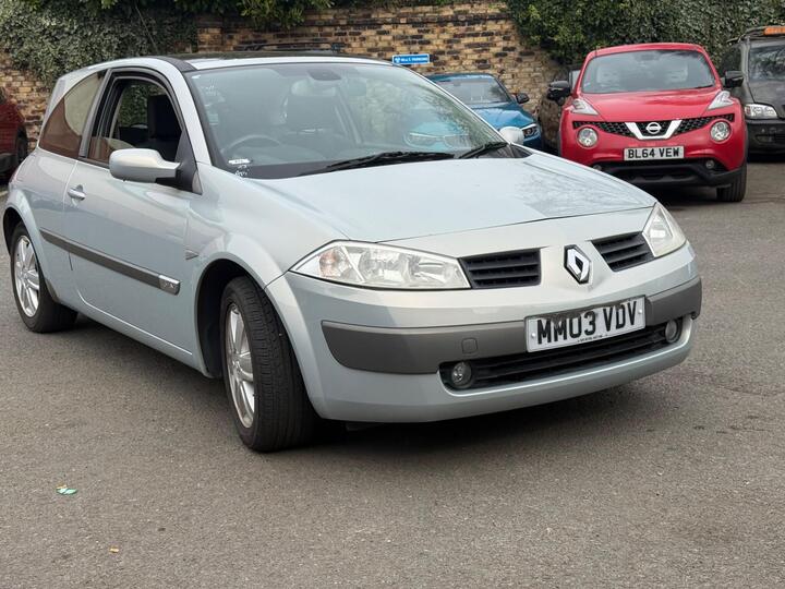 Renault Megane 1.6 VVT Dynamique 3dr