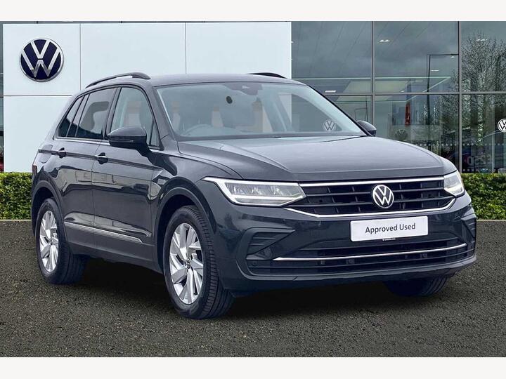 Volkswagen Tiguan 1.5 TSI Life Euro 6 (s/s) 5dr