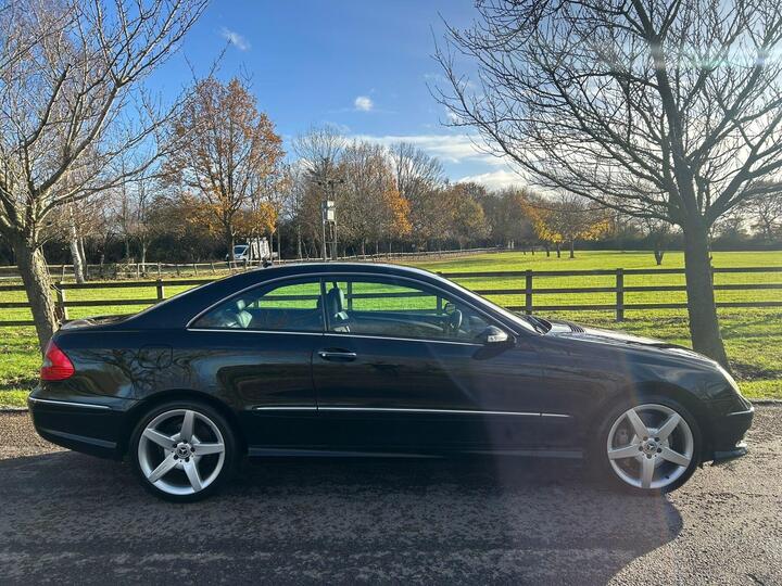 Mercedes-Benz CLK 3.5 CLK350 Sport 7G-Tronic 2dr Mercedes-Benz CLK 3.5 CLK350 Sport 7G-Tronic 2dr