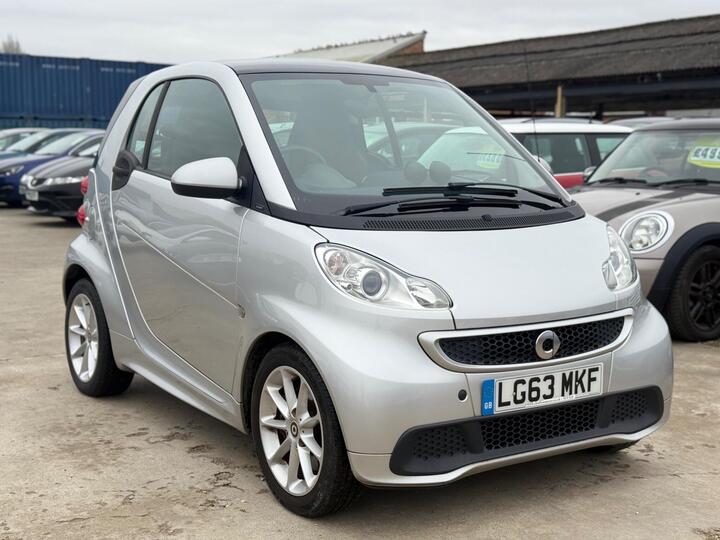 Smart Fortwo 1.0 MHD Passion SoftTouch Euro 5 (s/s) 2dr Smart Fortwo 1.0 MHD Passion SoftTouch Euro 5 (s/s) 2dr