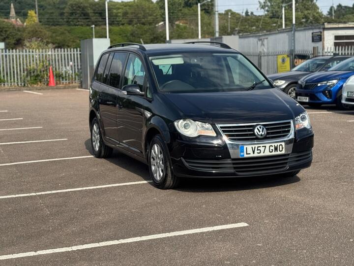 Volkswagen Touran 1.6 S 5dr (7 Seats) Volkswagen Touran 1.6 S 5dr (7 Seats)