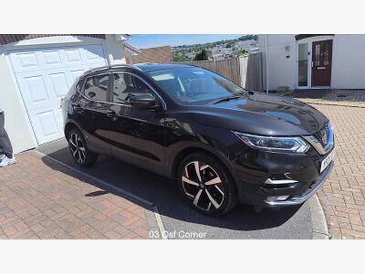 Nissan Qashqai 1.3 DIG-T N-Motion DCT Auto Euro 6 (s/s) 5dr