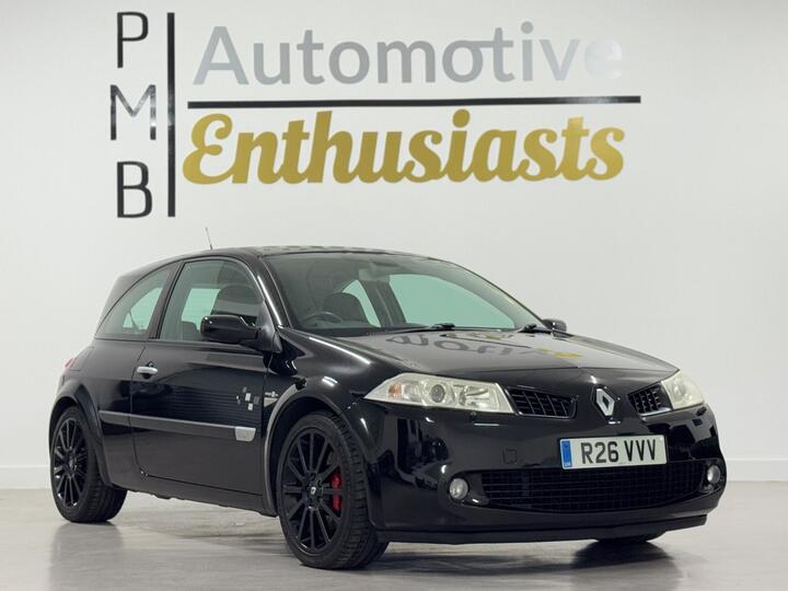 Renault Megane 2.0T Team F1 Team R26 3dr Renault Megane 2.0T Team F1 Team R26 3dr