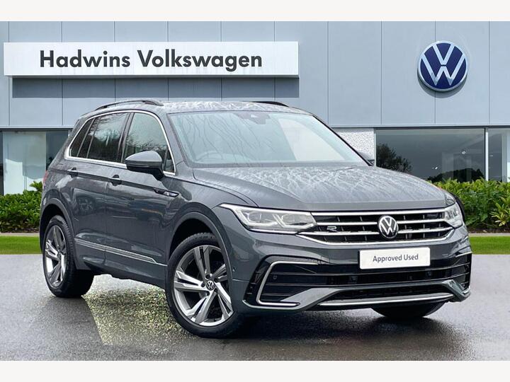 Volkswagen Tiguan 1.5 TSI R-Line Edition DSG Euro 6 (s/s) 5dr Volkswagen Tiguan 1.5 TSI R-Line Edition DSG Euro 6 (s/s) 5dr
