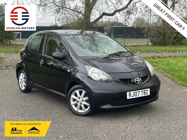 Toyota AYGO 1.0 VVT-i Black Euro 4 5dr
