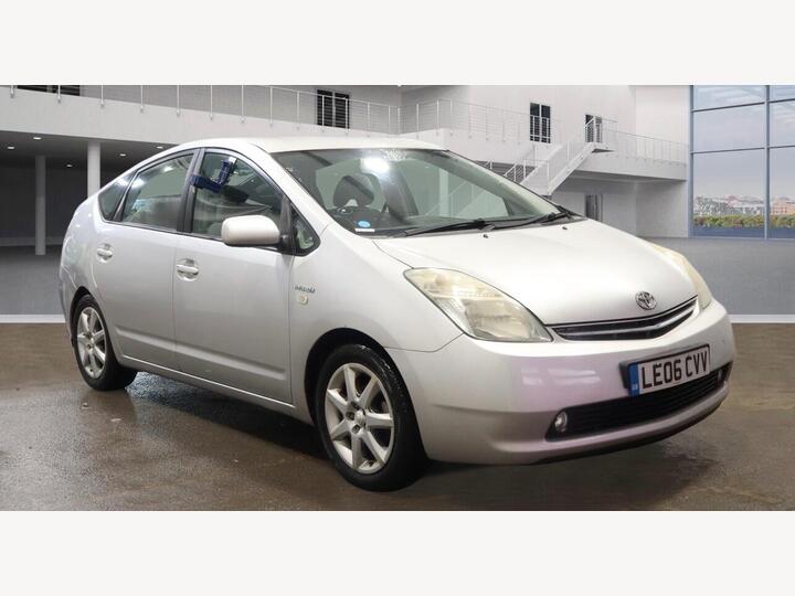 Toyota Prius 1.5 T4 CVT 5dr