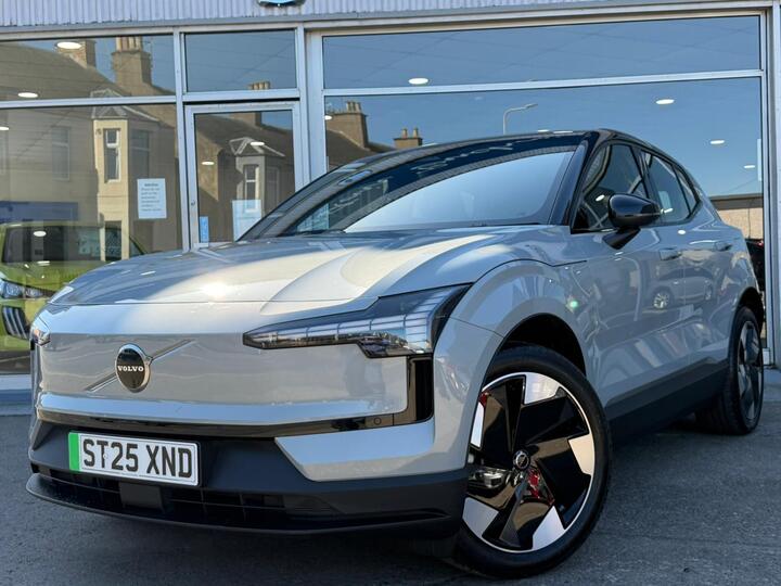 Volvo EX30 Single Motor Extended Range 69kWh Plus Auto 5dr