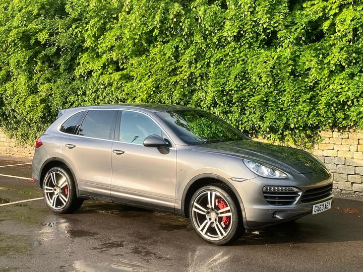 Porsche Cayenne 3.0 TD V6 Tiptronic 4WD Euro 5 (s/s) 5dr Porsche Cayenne 3.0 TD V6 Tiptronic 4WD Euro 5 (s/s) 5dr