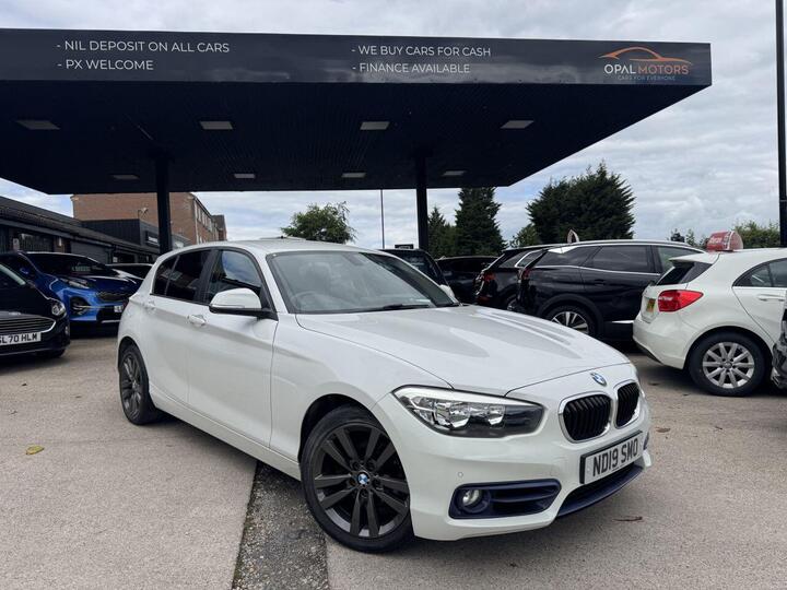 BMW 1 SERIES 1.5 118i Sport Euro 6 (s/s) 5dr BMW 1 SERIES 1.5 118i Sport Euro 6 (s/s) 5dr