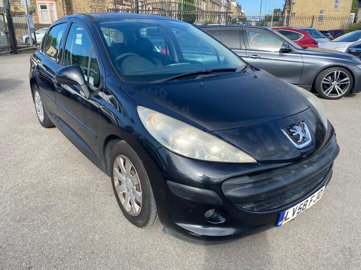 Peugeot 207 1.4 HDi S 5dr (a/c) Peugeot 207 1.4 HDi S 5dr (a/c)