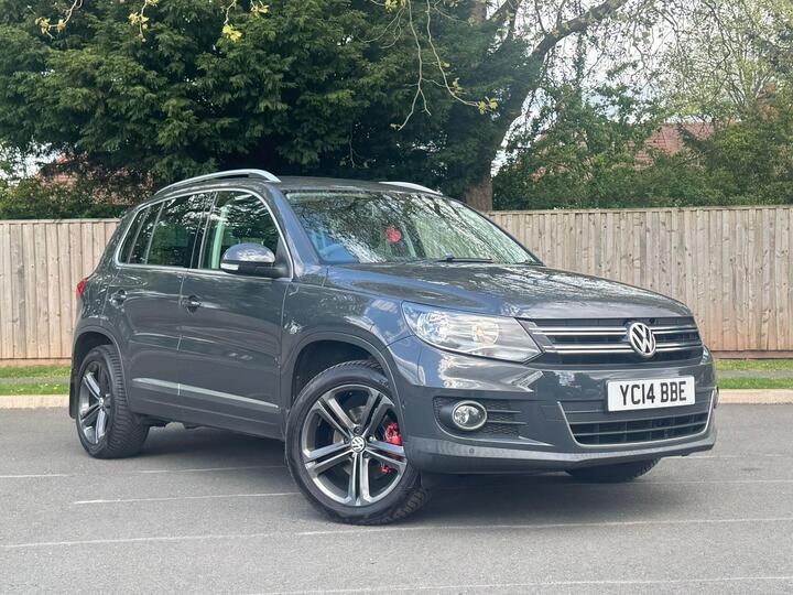 Volkswagen Tiguan 2.0 TDI BlueMotion Tech Match 4WD Euro 5 (s/s) 5dr