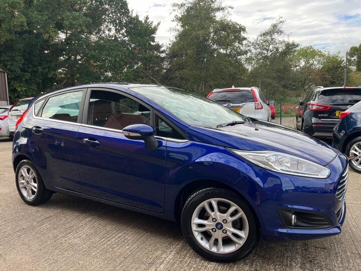 Ford Fiesta 1.25 Zetec Euro 6 5dr