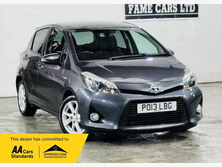 Toyota Yaris 1.5 VVT-h T Spirit CVT Euro 5 5dr