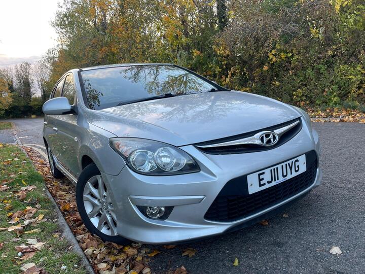 Hyundai I30 1.6 CRDi Comfort Euro 4 5dr Hyundai I30 1.6 CRDi Comfort Euro 4 5dr