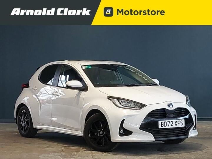 Toyota Yaris 1.5 VVT-h Design E-CVT Euro 6 (s/s) 5dr