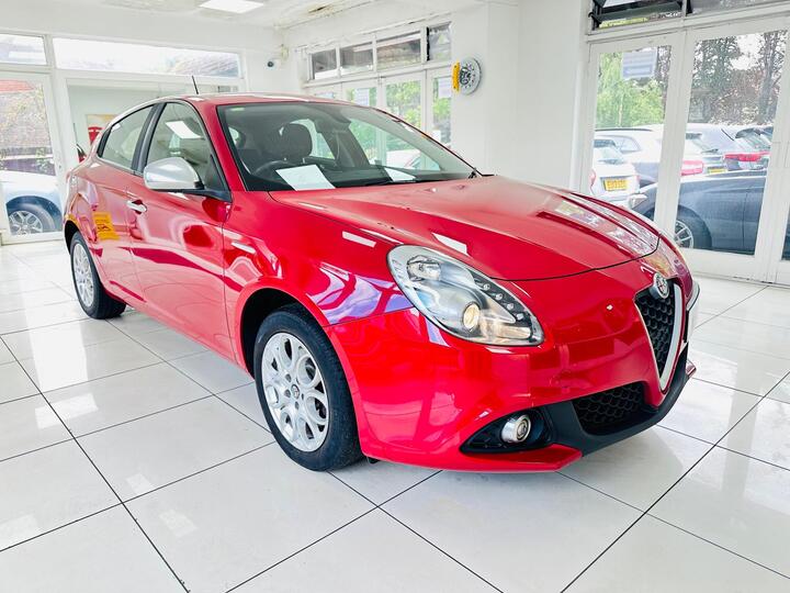 Alfa Romeo Giulietta 2.0 JTDM-2 Super Euro 6 (s/s) 5dr