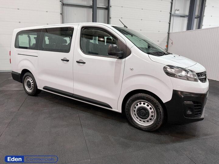 Vauxhall Vivaro Life Electric 50kWh Combi Auto LWB 5dr (9 Seat, 11kW Charger)