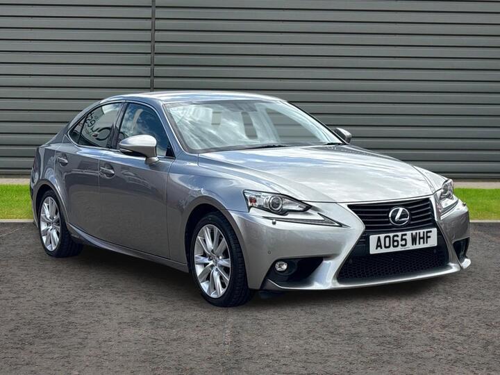 Lexus Is 2.5 300h Advance E-CVT Euro 6 (s/s) 4dr