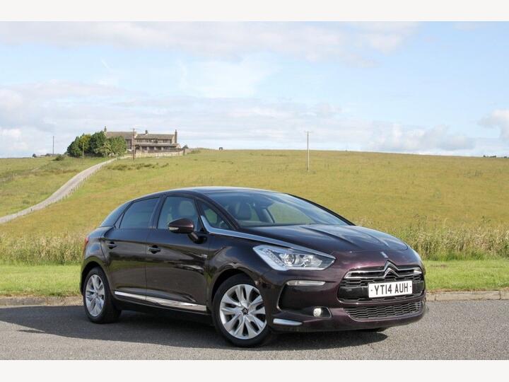 Citroen DS5 ELECTRIC DIESEL HATCHBACK 2.0 H E-HDi Airdream DStyle EGS6 4WD Euro 5 (s/s) 5dr Citroen DS5 ELECTRIC DIESEL HATCHBACK 2.0 H E-HDi Airdream DStyle EGS6 4WD Euro 5 (s/s) 5dr