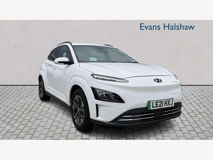Hyundai KONA ELECTRIC HATCHBACK 64kWh Ultimate Auto 5dr (10.5kW Charger) Hyundai KONA ELECTRIC HATCHBACK 64kWh Ultimate Auto 5dr (10.5kW Charger)