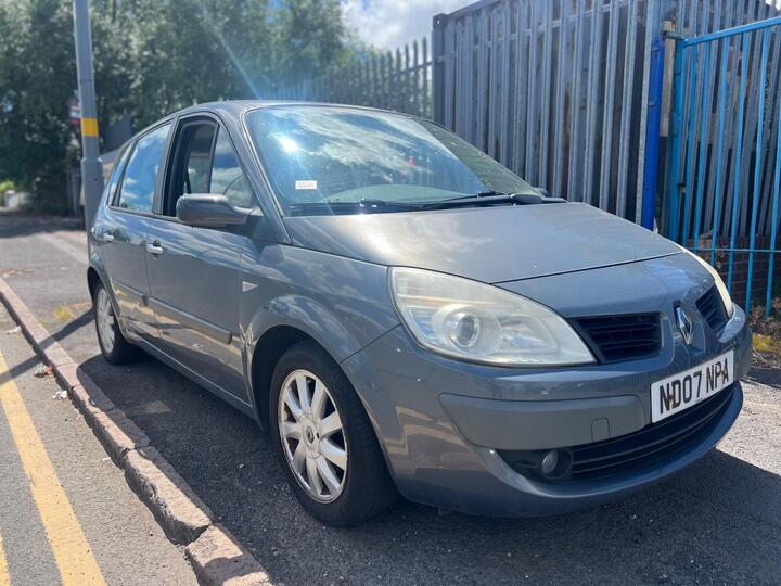 Renault Scenic 1.5 DCi Dynamique 5dr