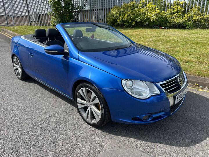 Volkswagen Eos 2.0 TDI CR Sport Cabriolet Euro 5 2dr