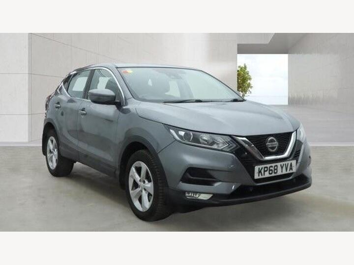 Nissan Qashqai 1.3 DIG-T Acenta Premium Euro 6 (s/s) 5dr