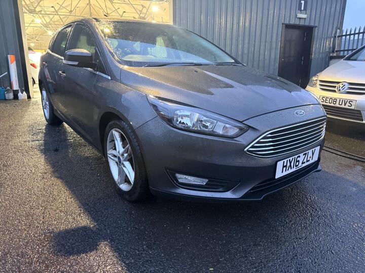 Ford Focus 1.0T EcoBoost Zetec Euro 6 (s/s) 5dr