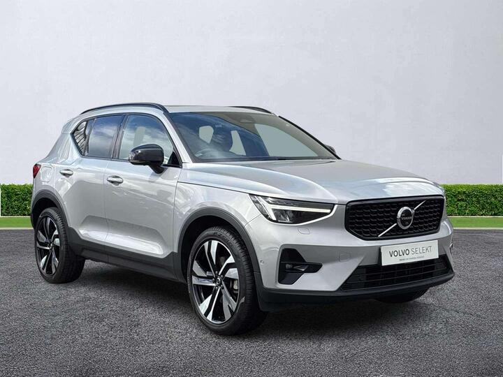 Volvo XC40 2.0 B4 MHEV Ultimate DCT Auto Euro 6 (s/s) 5dr