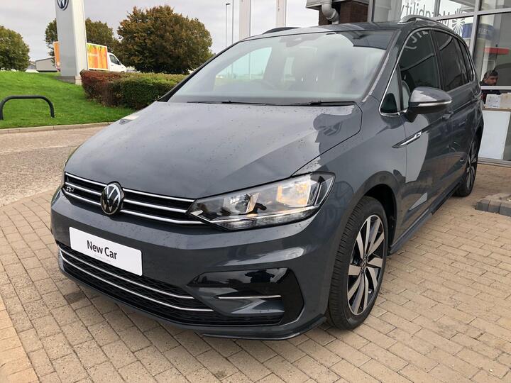Volkswagen Touran 1.5 TSI EVO R-Line DSG Euro 6 (s/s) 5dr