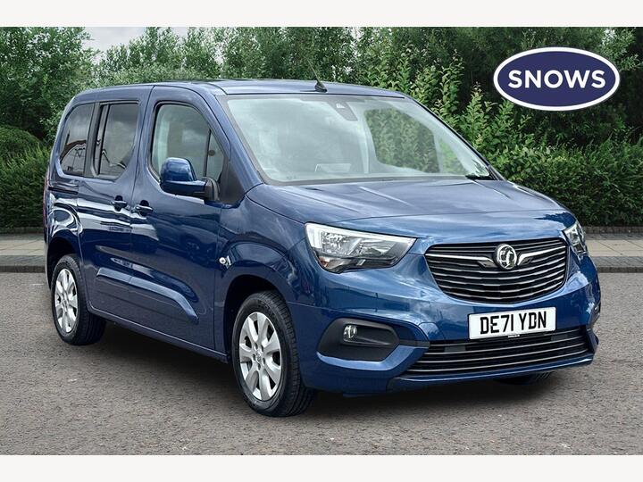Vauxhall Combo Life 1.2 Turbo SE Auto Euro 6 (s/s) 5dr Vauxhall Combo Life 1.2 Turbo SE Auto Euro 6 (s/s) 5dr