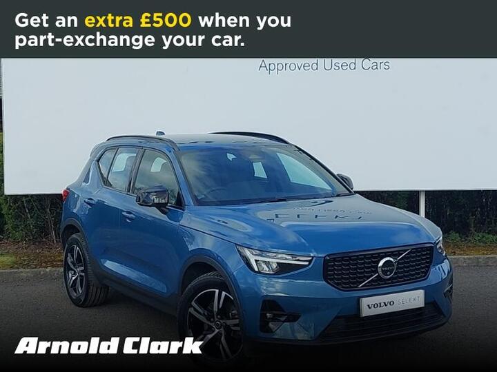 Volvo XC40 2.0 B3 MHEV Plus Dark DCT Auto Euro 6 (s/s) 5dr